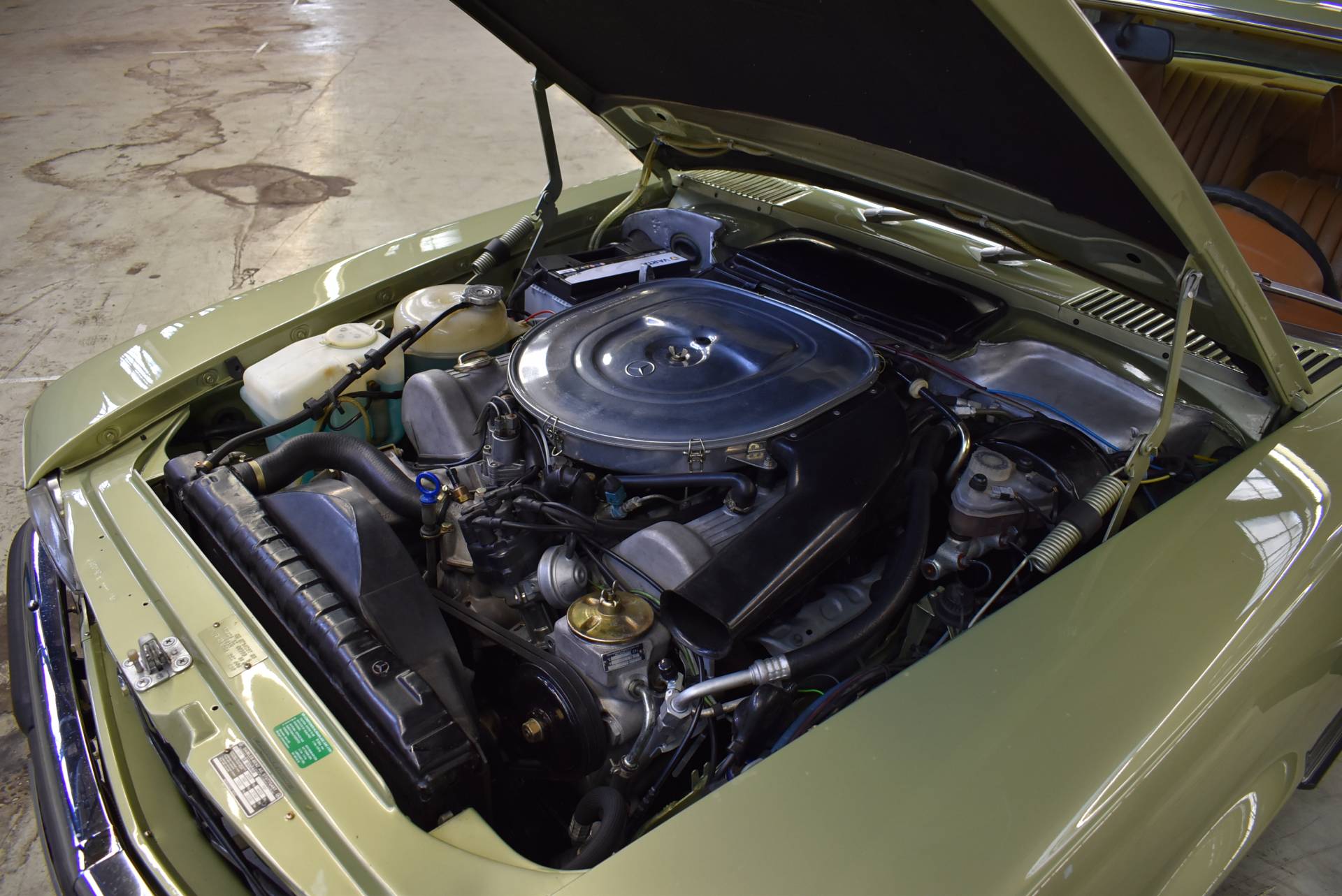 Le V8 alu, particulièrement coupleux