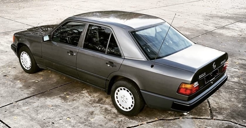 Une rare version 300E 4matic !