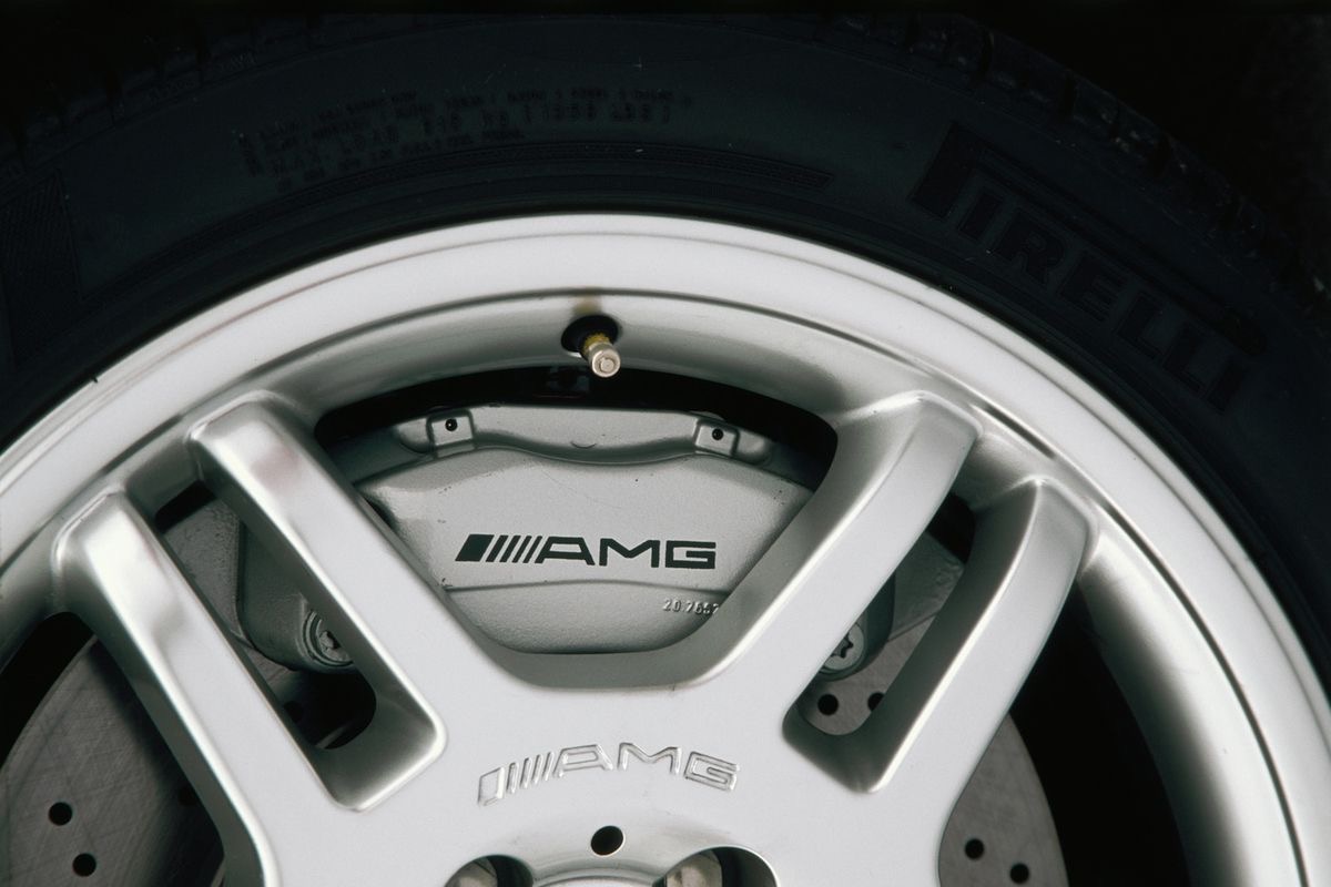 Train avant affûté et freinage endurant