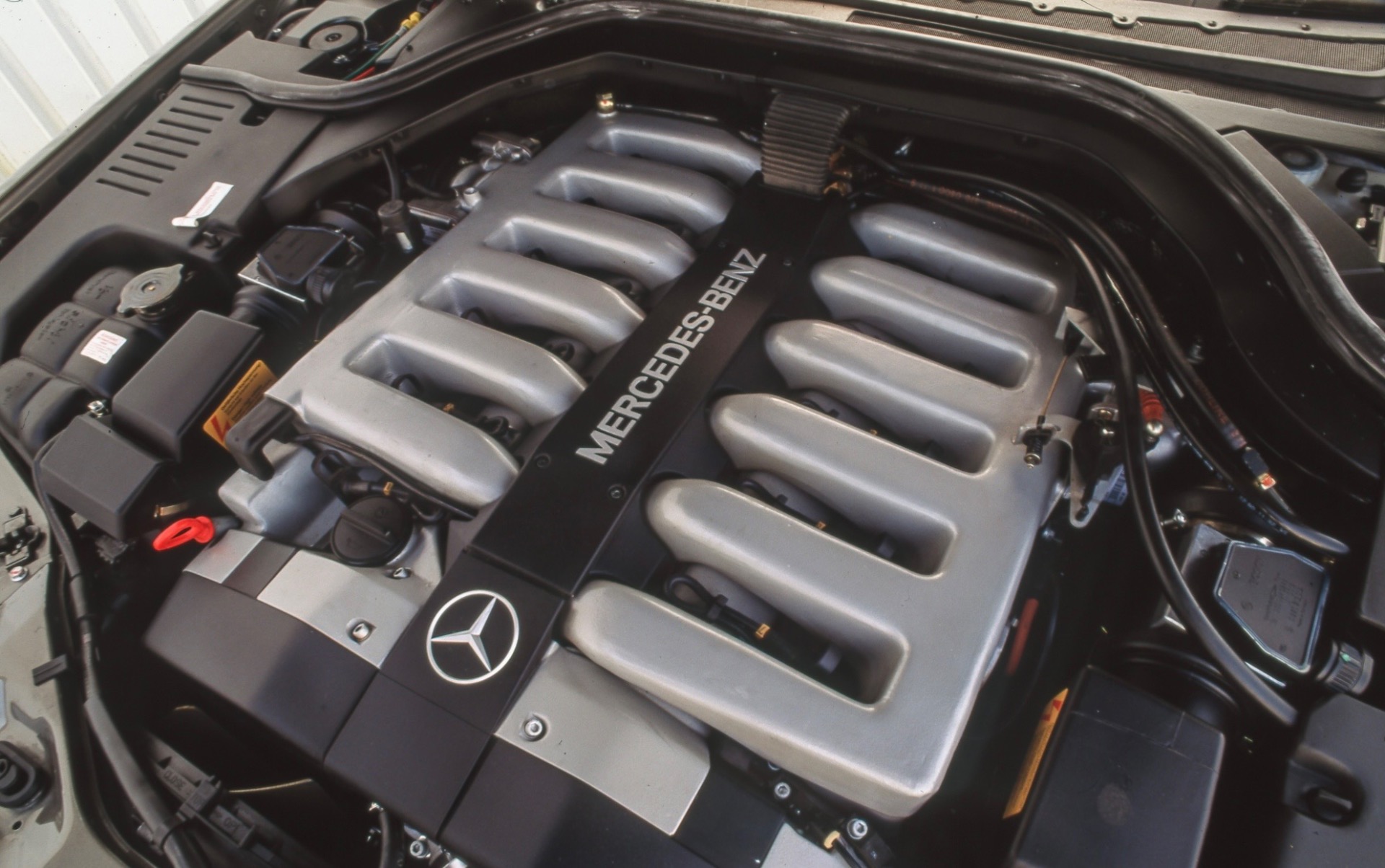 Un 12 cylindres au souffle infini !!