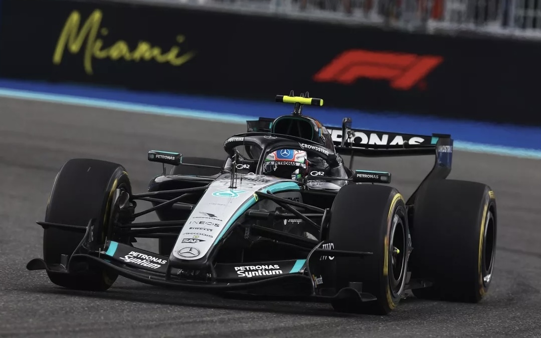 Une avance de plus de 3 secondes sur McLaren 