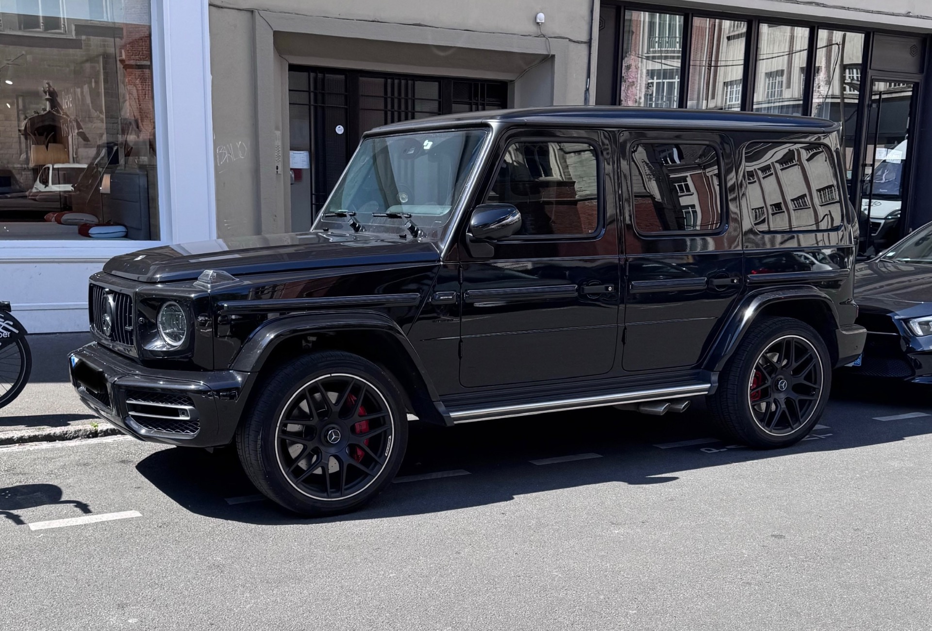 Beau G63 Amg croisé à Lille
