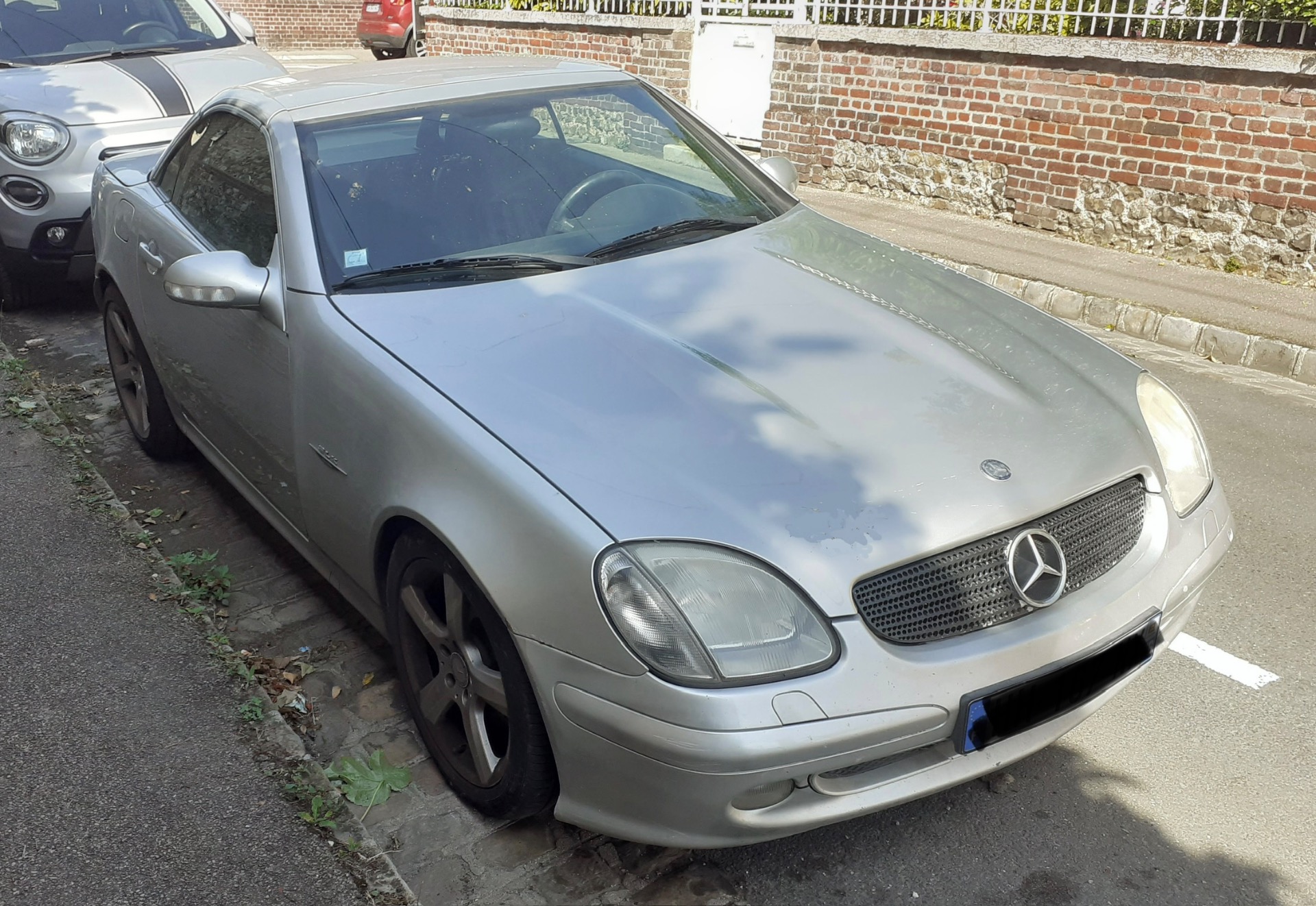 Vu en Seine Maritime : Un rare Mercedes SLK R170 « Final édition »