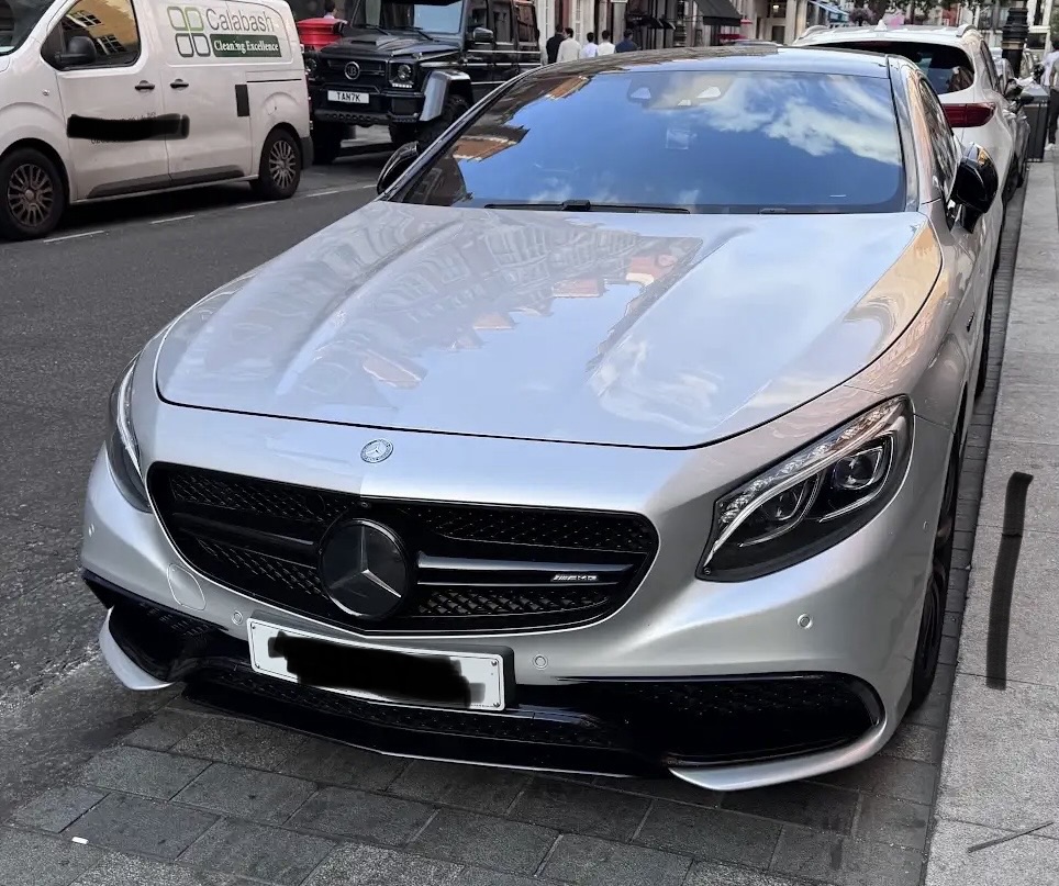 Classe S63 Amg dans les rue de Londres