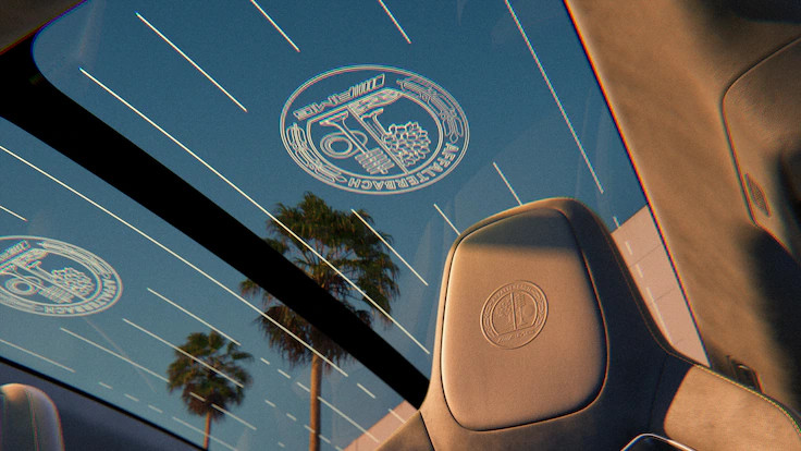 Le toit Sky Control avec les célèbres logo Amg
